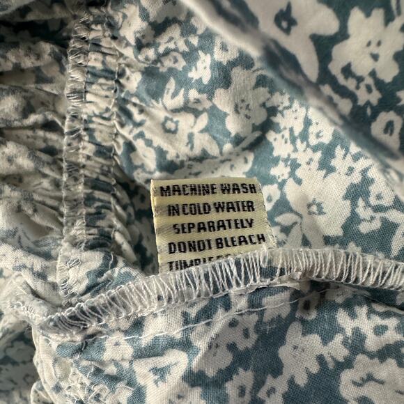 Sim & Sam Large Ditsy Peasant Top Floral Off-Shoulder Puff Sleeves Stretch Multi - Picture 10 of 10